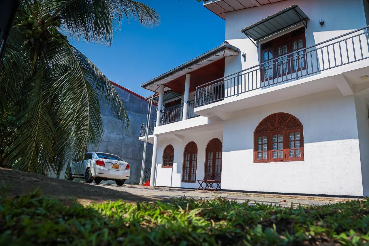Lakeside Villa Anuradhapura Dış mekan fotoğraf
