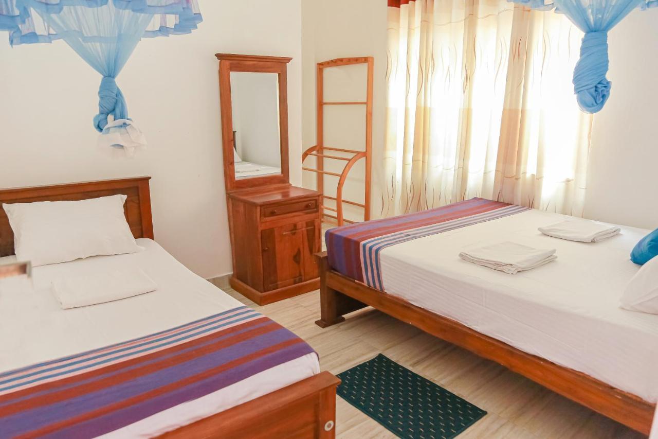 Lakeside Villa Anuradhapura Dış mekan fotoğraf